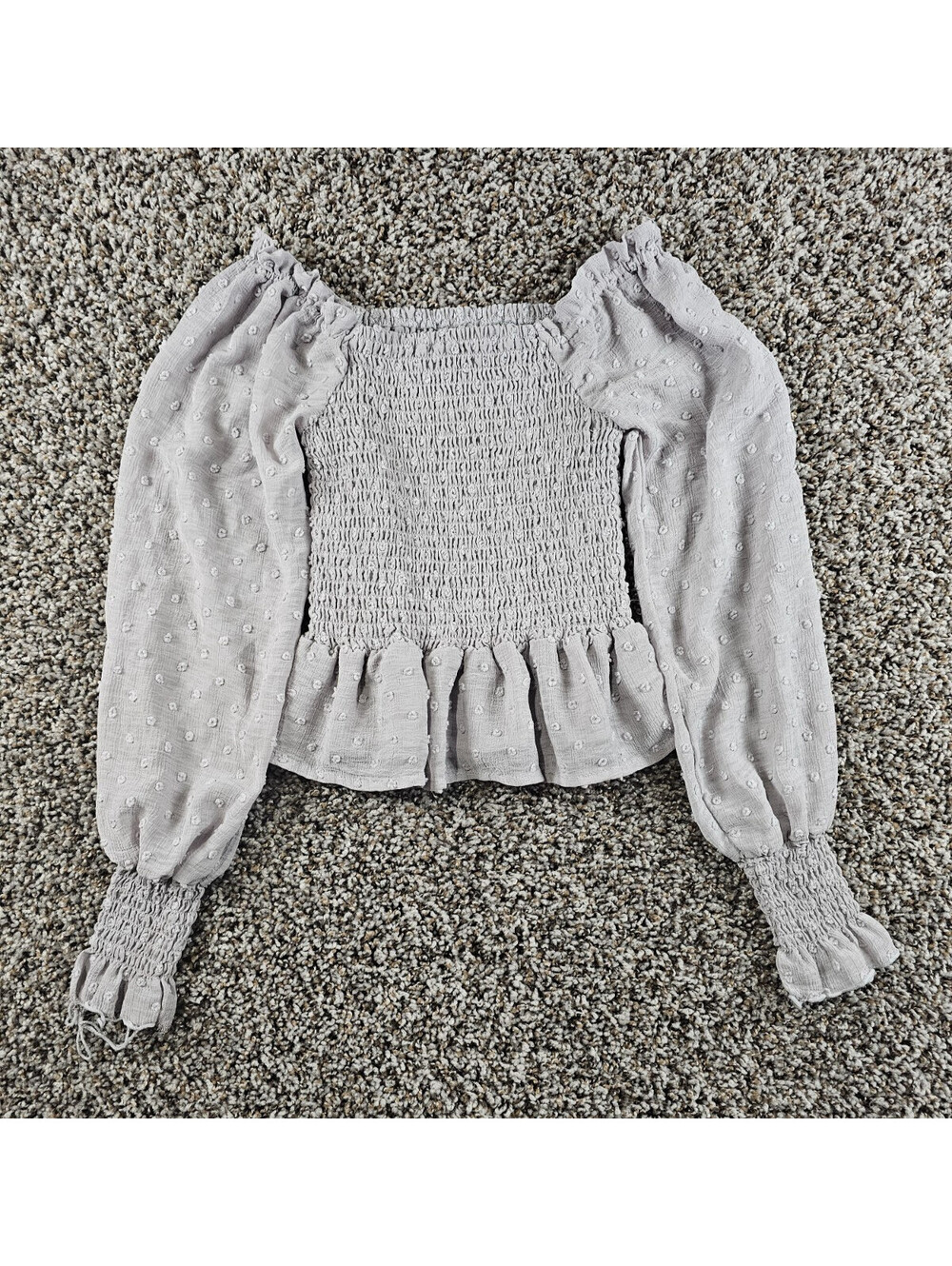 Chelsea & Violet Girls Sz S Long Sleeve Smocked Boho Top Gray Silver - Picture 1 of 4